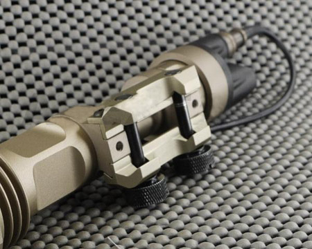 SureFire M961 Tactical Light LED Version Super Bright(EX109-TAN)